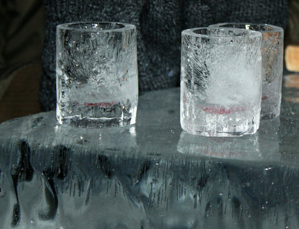 4 Common Commercial and Industrial Uses for Dry Ice Crystal Ice