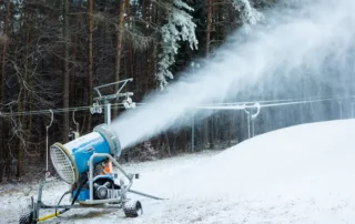 An artificial snow machine