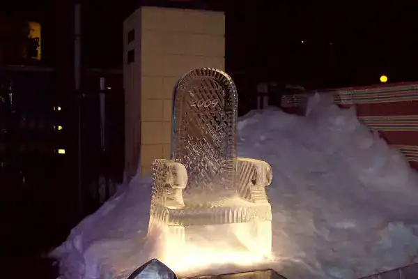 A throne of ice